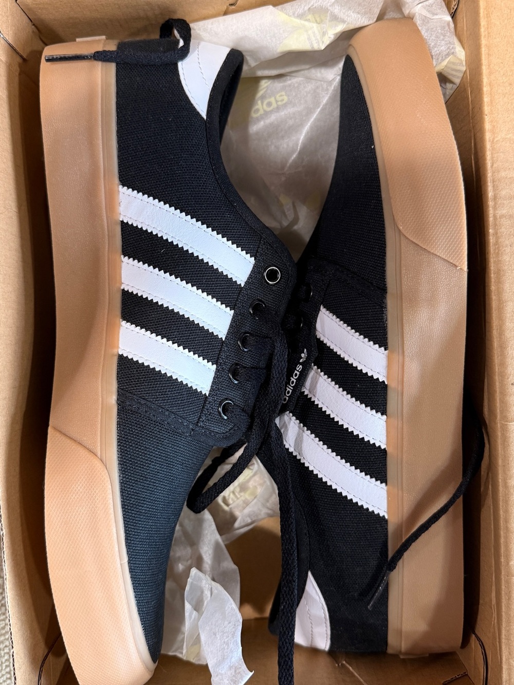 NWT adidas Men’s Black & White Sneakers with Gum Sole